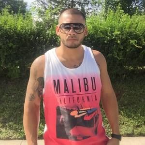 Meet your Posher, Francisco